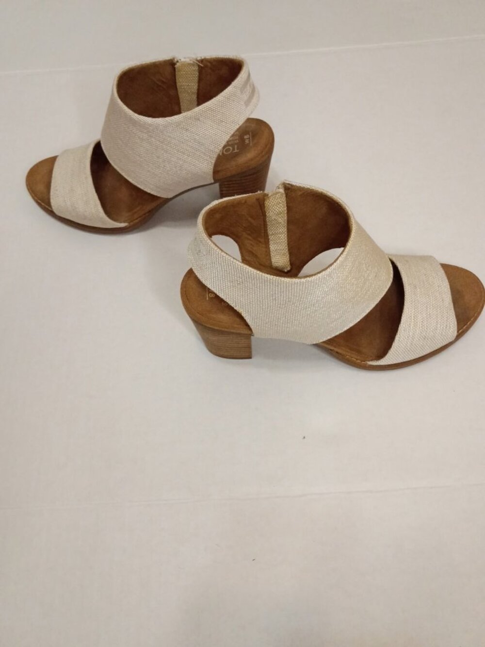 TOMS Majorca Cutout Block Heel Sandals Size 8 Natural Woven - Picture 5 of 7